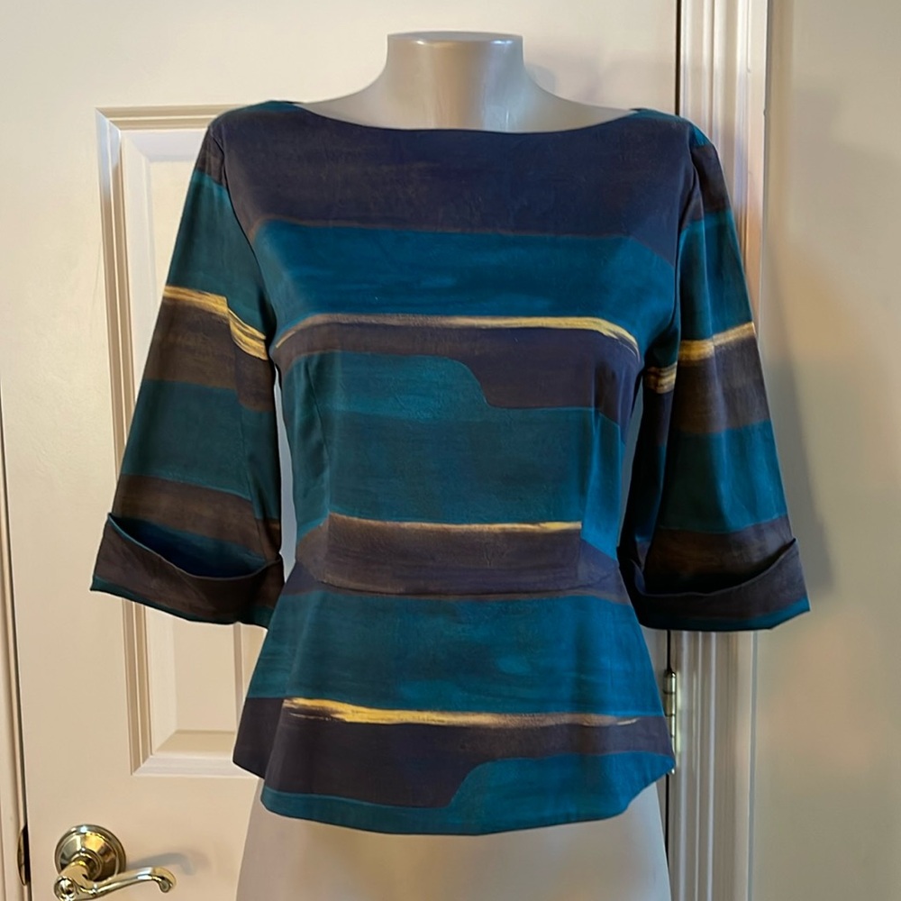 NWT LAVIA 18 abstract Print Blouse, sz 42